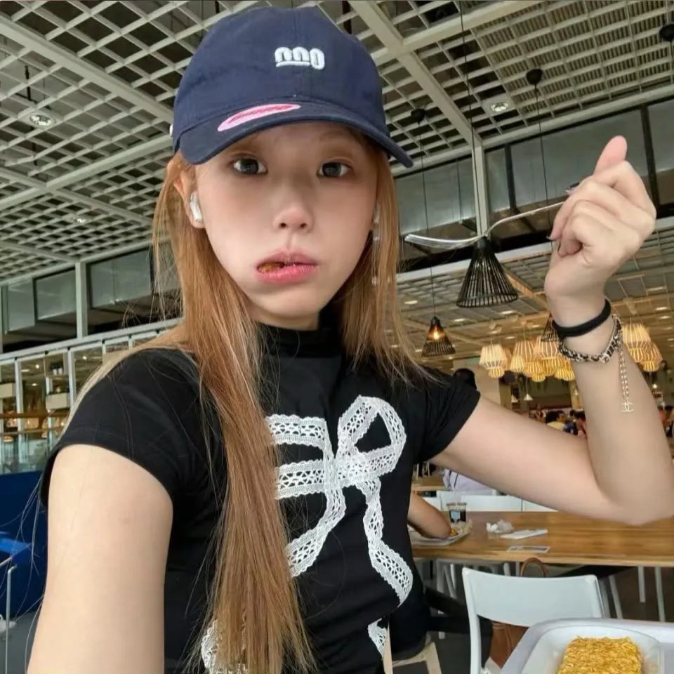 我的床下有个人